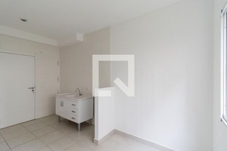 Sala de apartamento para alugar com 2 quartos, 32m² em Parque Fongaro, São Paulo