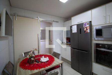 Cozinha e Área de Serviço de apartamento à venda com 2 quartos, 69m² em Itaquera, São Paulo
