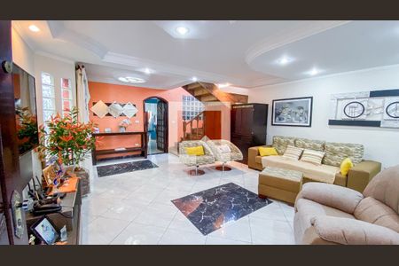 Casa à venda com 280m², 4 quartos e 4 vagasSala - Sala de Estar