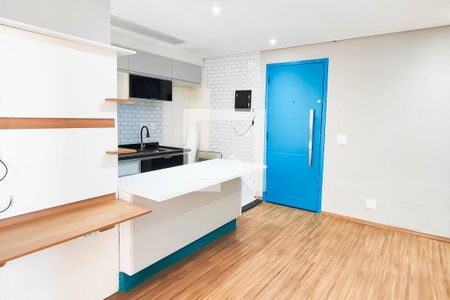 Sala de apartamento para alugar com 2 quartos, 48m² em Parque Erasmo Assunção, Santo André