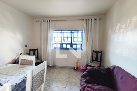 Sala de casa à venda com 2 quartos, 68m² em Santa Teresa, São Leopoldo