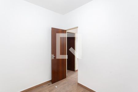 Quarto 1 de casa à venda com 2 quartos, 54m² em Primeiro de Maio, Belo Horizonte