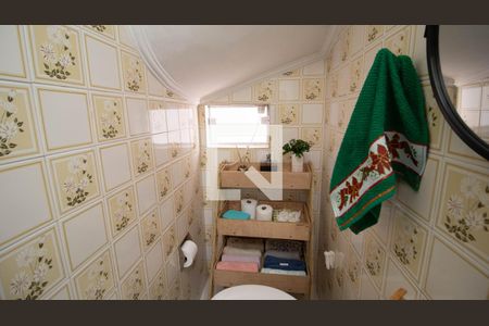 Lavabo 1 de casa à venda com 3 quartos, 125m² em Vila Mazzei, São Paulo
