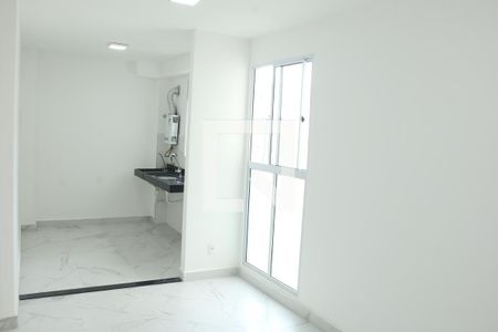 Sala de apartamento para alugar com 2 quartos, 42m² em Jardim Alvorada, Nova Iguaçu