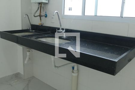 Cozinha de apartamento para alugar com 2 quartos, 42m² em Jardim Alvorada, Nova Iguaçu