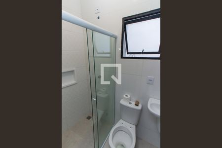 Banheiro de casa para alugar com 1 quarto, 46m² em Vila Isolina Mazzei, São Paulo