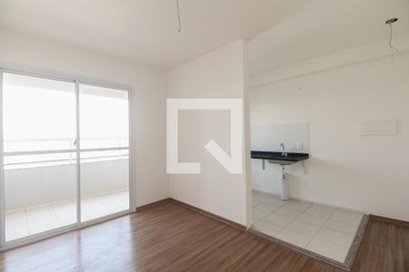 Sala  de apartamento à venda com 2 quartos, 43m² em Vila Esperança, São Paulo