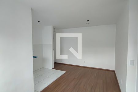 sala de apartamento para alugar com 2 quartos, 44m² em Pechincha, Rio de Janeiro