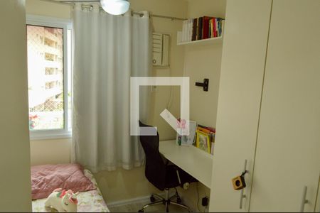 Quarto 1 de apartamento à venda com 3 quartos, 75m² em Pechincha, Rio de Janeiro