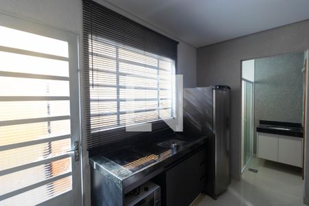 Cozinha de kitnet/studio à venda com 1 quarto, 35m² em Cidade Universitária, Campinas