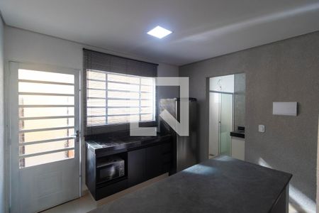 Cozinha de kitnet/studio à venda com 1 quarto, 35m² em Cidade Universitária, Campinas