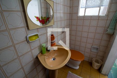 Casa à venda com 120m², 2 quartos e 1 vaga Casa à venda com 120m², 2 quartos e 1 vagaBanheiro 2