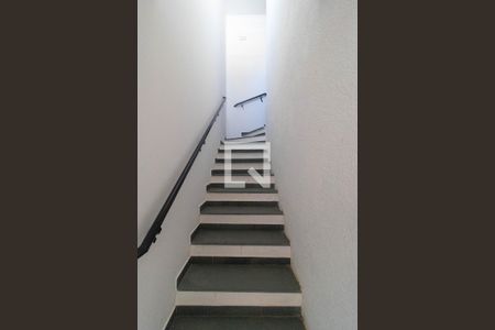 Studio à venda com 35m², 1 quarto e 1 vaga Studio à venda com 35m², 1 quarto e 1 vagaEscada de Acesso