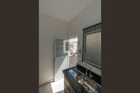 Cozinha de kitnet/studio para alugar com 1 quarto, 25m² em Cidade Universitária, Campinas