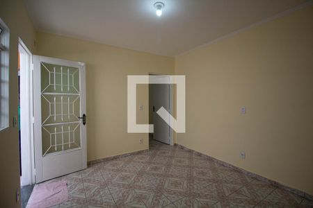 Sala de casa para alugar com 3 quartos, 70m² em Fazenda Aricanduva, São Paulo