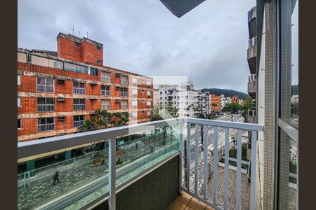 sacada de apartamento para alugar com 2 quartos, 91m² em Barra Funda, Guarujá