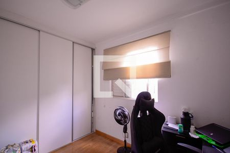 Quarto 2  de apartamento à venda com 3 quartos, 67m² em Aclimação, São Paulo
