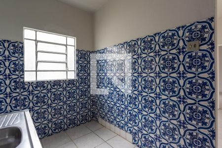 Cozinha de casa para alugar com 1 quarto, 30m² em Cachoeirinha, Belo Horizonte