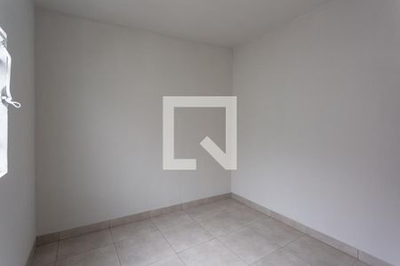 Quarto de casa para alugar com 1 quarto, 30m² em Cachoeirinha, Belo Horizonte