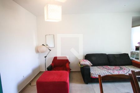 Sala de apartamento para alugar com 2 quartos, 55m² em Taquara, Rio de Janeiro