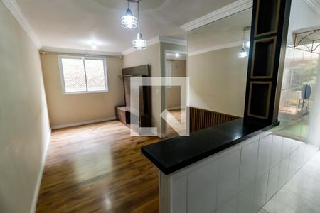 Sala de apartamento para alugar com 2 quartos, 48m² em Jardim Elizabete, Taboão da Serra