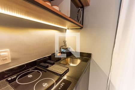 Cozinha de apartamento para alugar com 1 quarto, 45m² em Perdizes, São Paulo