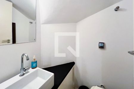 Lavabo de apartamento para alugar com 1 quarto, 40m² em Itaim Bibi, São Paulo