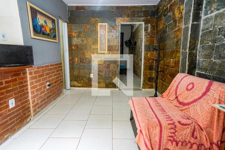 Sala de casa de condomínio para alugar com 1 quarto, 52m² em Itaipu, Niterói