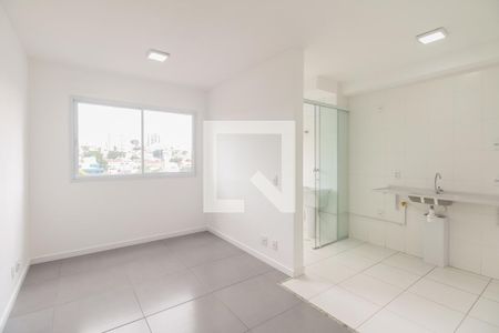 Sala  de apartamento para alugar com 2 quartos, 42m² em Chácara Califórnia, São Paulo