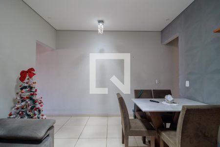 Sala de casa para alugar com 2 quartos, 170m² em Cidade Intercap, Taboão da Serra