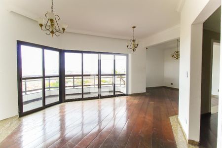 Sala de apartamento à venda com 3 quartos, 134m² em Vila Jacuí, São Paulo