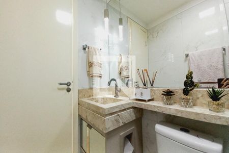 Banheiro de apartamento à venda com 3 quartos, 108m² em Jardim São Vicente, Campinas