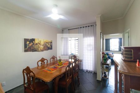 Sala da Casa 01 de casa para alugar com 4 quartos, 200m² em Ponte Preta, Campinas