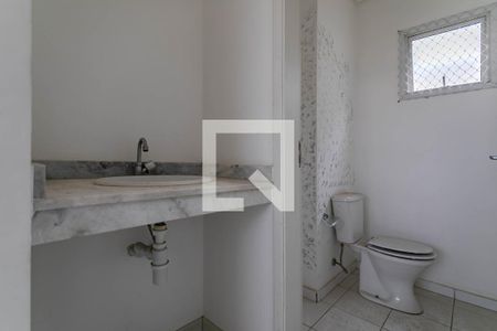 Apartamento para alugar com 146m², 4 quartos e 2 vagas Apartamento para alugar com 146m², 4 quartos e 2 vagasBanheiro 2