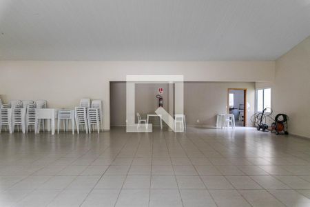 Apartamento para alugar com 146m², 4 quartos e 2 vagas Apartamento para alugar com 146m², 4 quartos e 2 vagasÁrea Comum - Salão de Festas