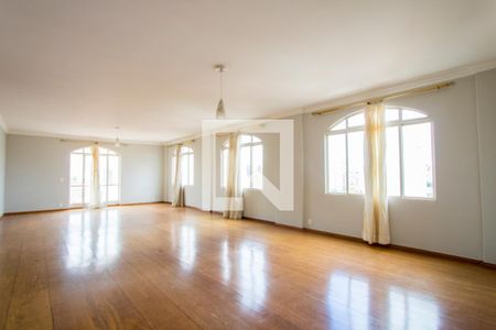 Sala de estar de apartamento para alugar com 3 quartos, 400m² em Centro, Santo André