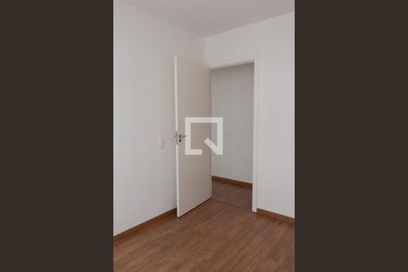 Quarto 2 de apartamento para alugar com 2 quartos, 41m² em Jardim Gilda Maria, São Paulo