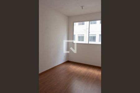 Quarto 2 de apartamento para alugar com 2 quartos, 41m² em Jardim Gilda Maria, São Paulo