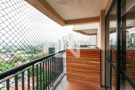 Varanda de apartamento à venda com 6 quartos, 234m² em Indianópolis, São Paulo