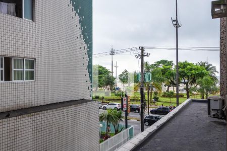 Vista de apartamento para alugar com 2 quartos, 65m² em Gonzaga, Santos