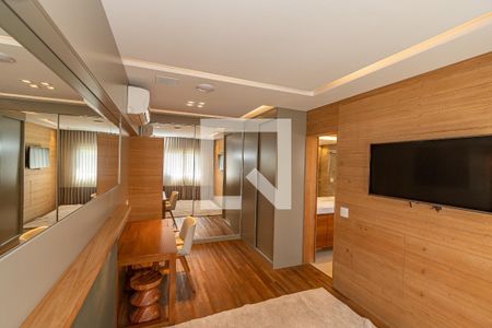 Suite 1 de apartamento à venda com 3 quartos, 189m² em Cambuí, Campinas