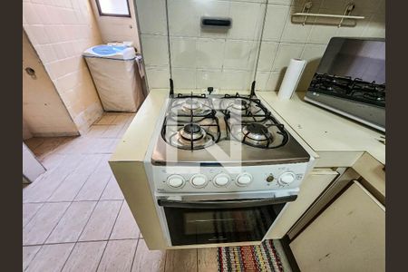 Apartamento para alugar com 260m², 3 quartos e 4 vagas Apartamento para alugar com 260m², 3 quartos e 4 vagasCozinha