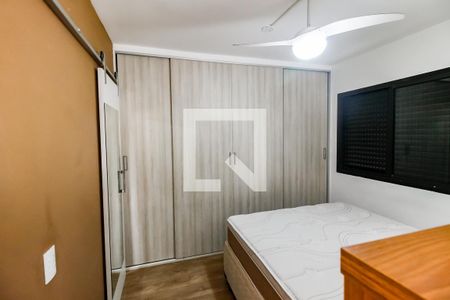 Suíte - armários de apartamento para alugar com 1 quarto, 40m² em Vila Suzana, São Paulo