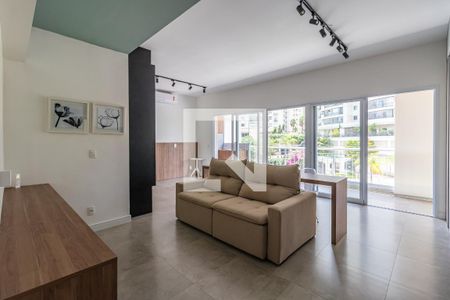 Sala de apartamento à venda com 1 quarto, 50m² em Centro Empresarial Tamboré, Santana de Parnaíba