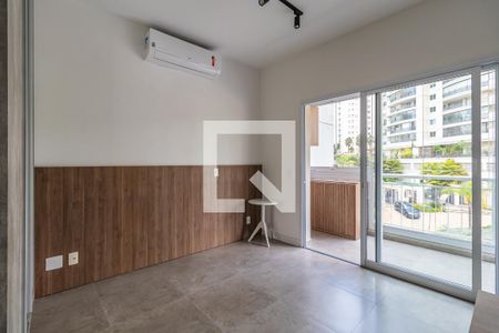 Quarto de apartamento à venda com 1 quarto, 50m² em Centro Empresarial Tamboré, Santana de Parnaíba