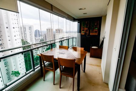 Varanda gourmet de apartamento à venda com 2 quartos, 120m² em Vila Andrade, São Paulo
