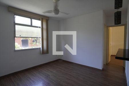 Sala de apartamento para alugar com 2 quartos, 53m² em Santana, Niterói