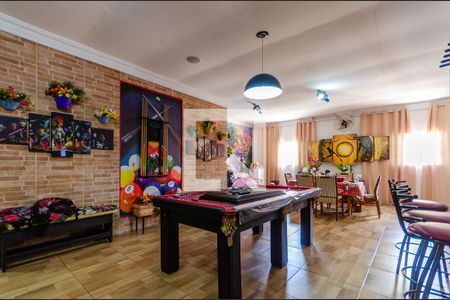 Sala de casa para alugar com 2 quartos, 240m² em Vila Cruz das Almas, São Paulo