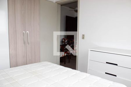 Quarto de apartamento à venda com 1 quarto, 48m² em Teresópolis, Porto Alegre