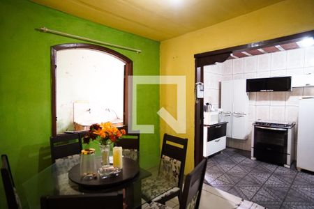 Casa para alugar com 4 quartos, 130m² em Letícia, Belo Horizonte